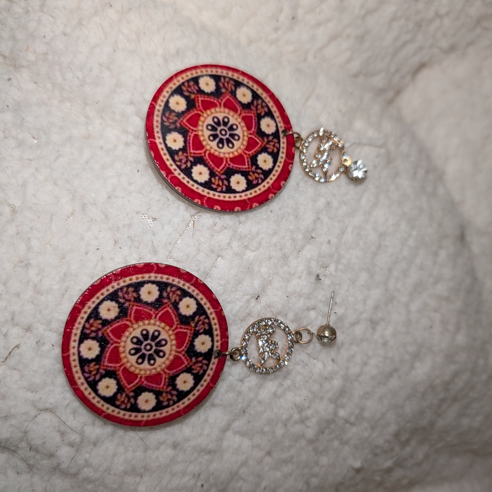 Elegant Red and Gold Floral Earrings